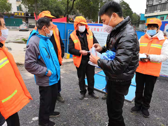 重庆精准施策共筑防疫安全防线