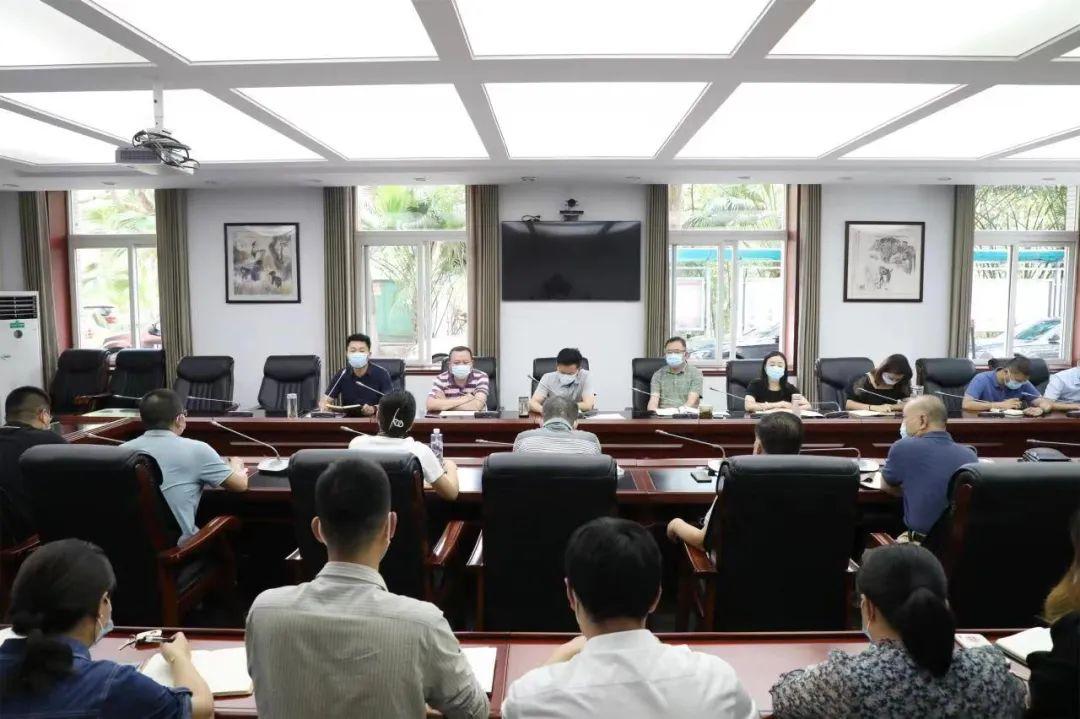 上海重庆疫情防控成效显著，生活秩序逐步恢复